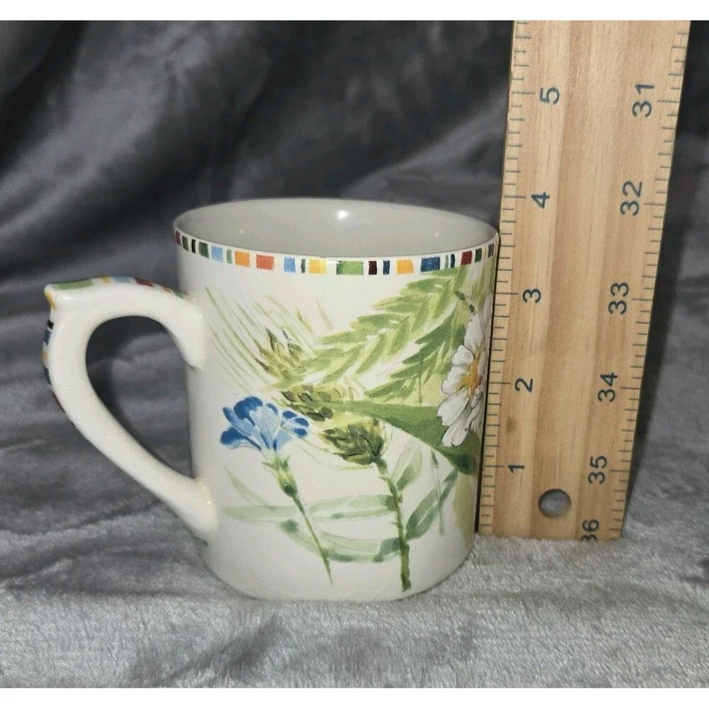 Gien France Cherry Mug Coffee Cup White Daisy Flowers Wheat Discontinued Vintage